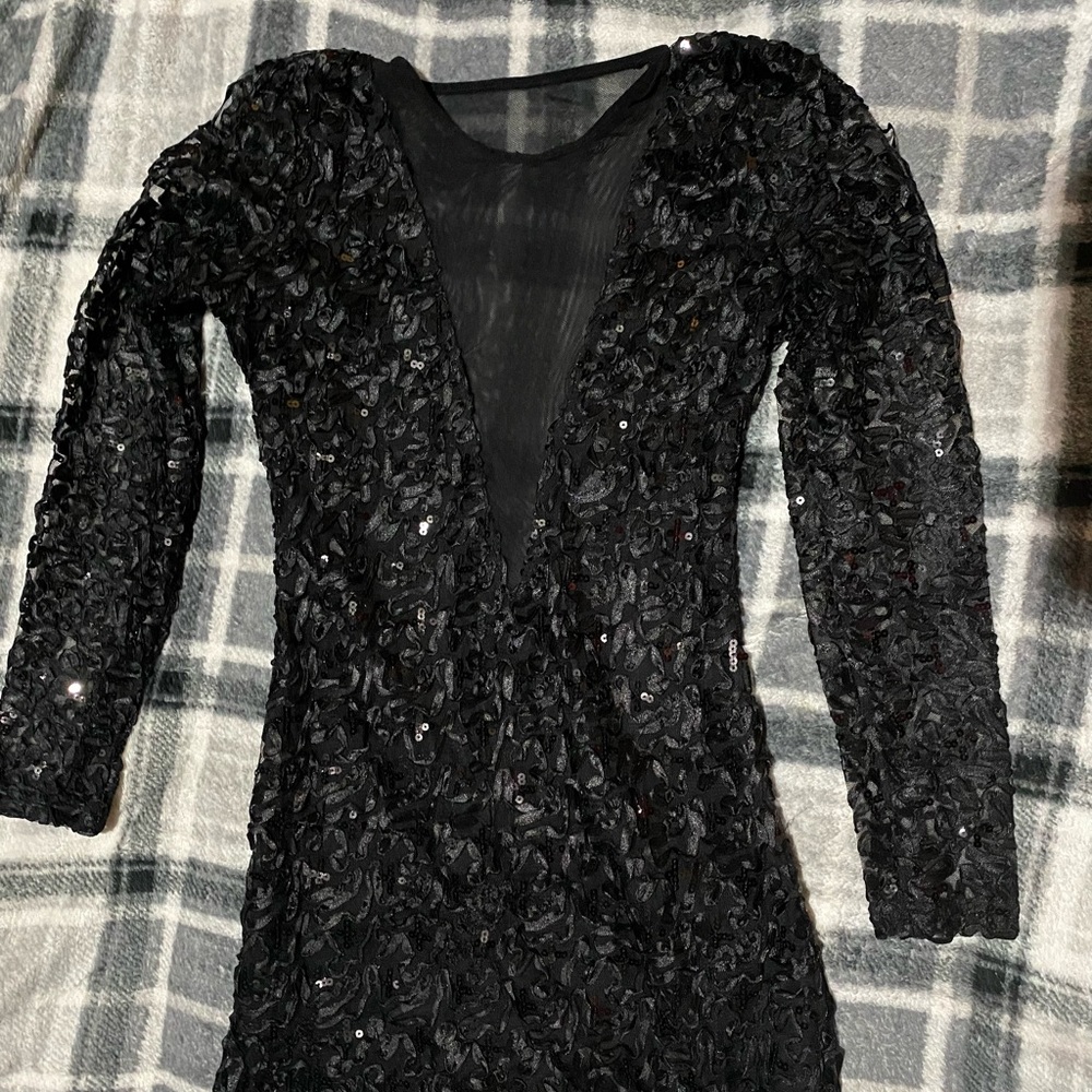Black sequins dress
